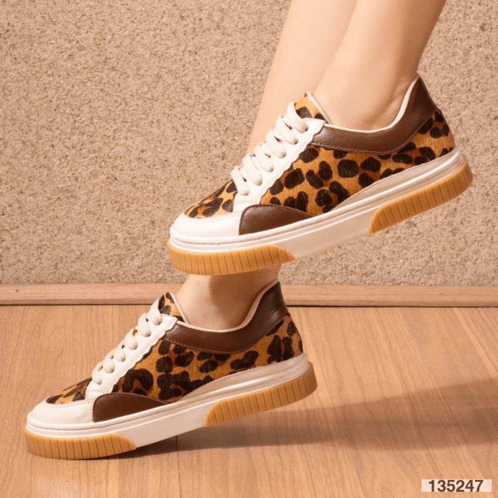 Tenis Casual Feminino em Couro Legitimo Recortes Colorido LCBH em Oferta na Shopee