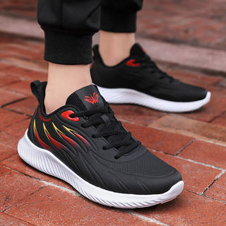 Sapatos masculinos sapatos esportivos 2026 primavera novo estilo de couro preto à prova dwaterproof água leve Casual sap
