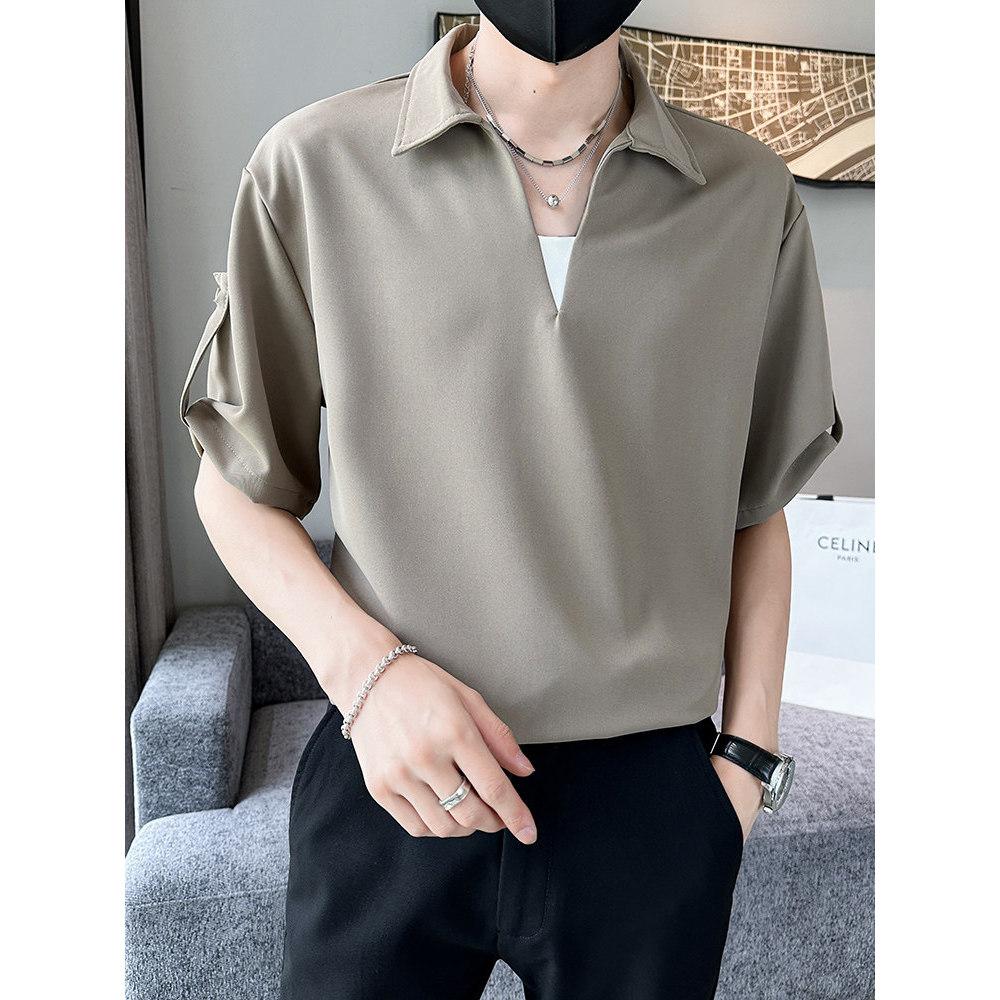 Falso de duas peças de seda gelo de manga curta masculina Street Wear meia manga com decote em V camiseta 2024 novo esti