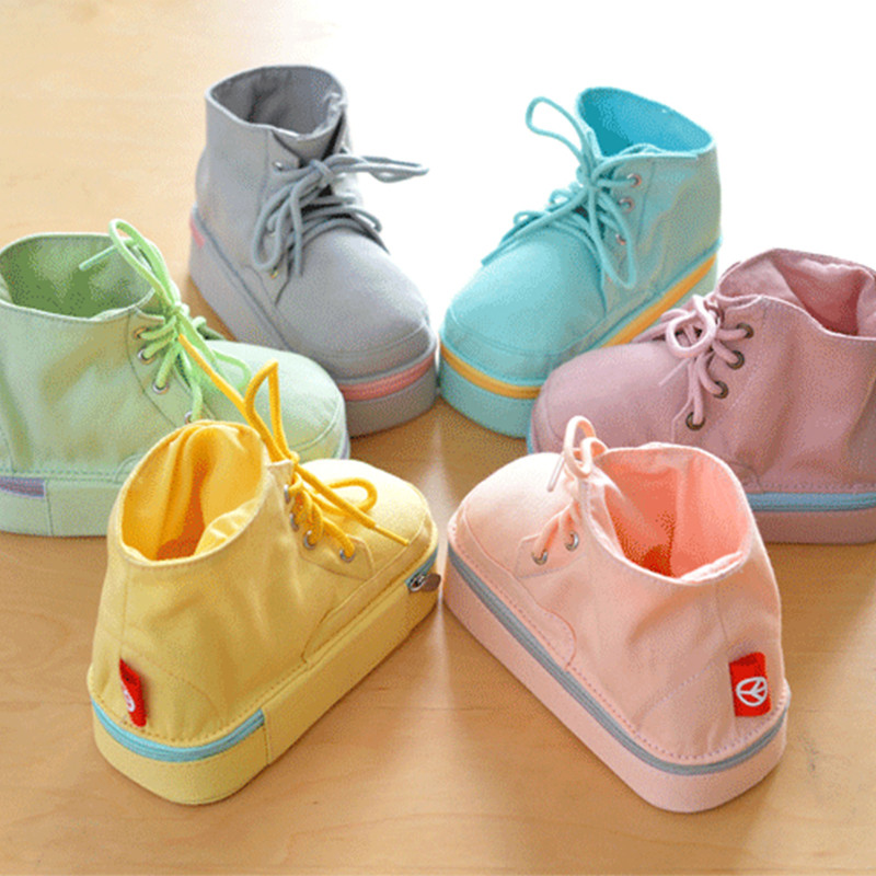 Sapatos de lona caixa de papelaria menina fresca Martin botas saco de lápis saco de papelaria porta caneta caso maravilh