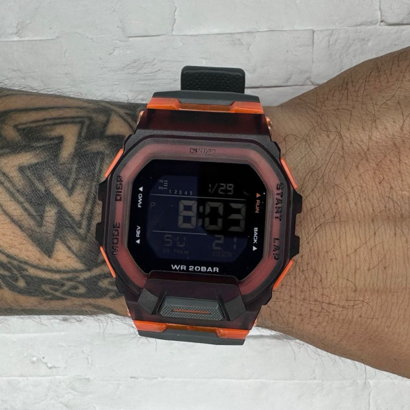 Promoção Relógio Masculino Funcional Digital GBD-200 | Esportivo Militar à Prova de Shock em Oferta na Shopee