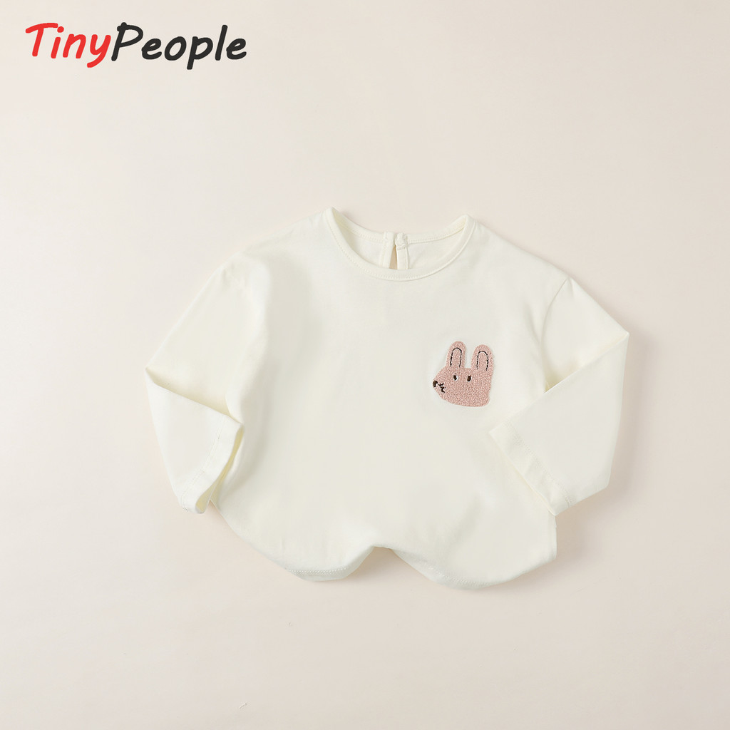 Bebê menina toalha bordada de manga comprida camiseta 2026 primavera novo estilo crianças bonito Bottoming topo Casual r