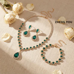 Conjunto de Joias em Forma de Gota Verde com 3 Peças para Mulheres, Colar, Pulseira e Brincos em Cristal CZ Dourado, Con