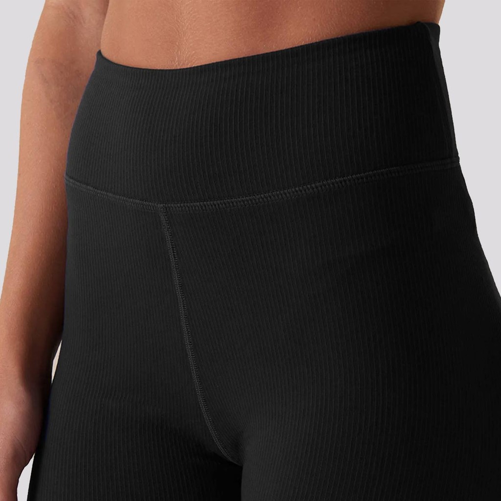 Bermuda Fila Life Ribbed Feminina Preto e Branco · foto 2
