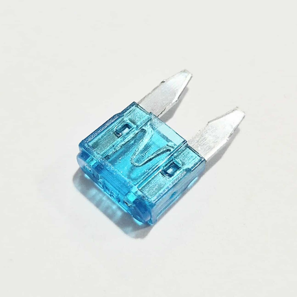 Fusível Automotivo 15A Pequeno Azul 10,9x9,1mm 67.103.15