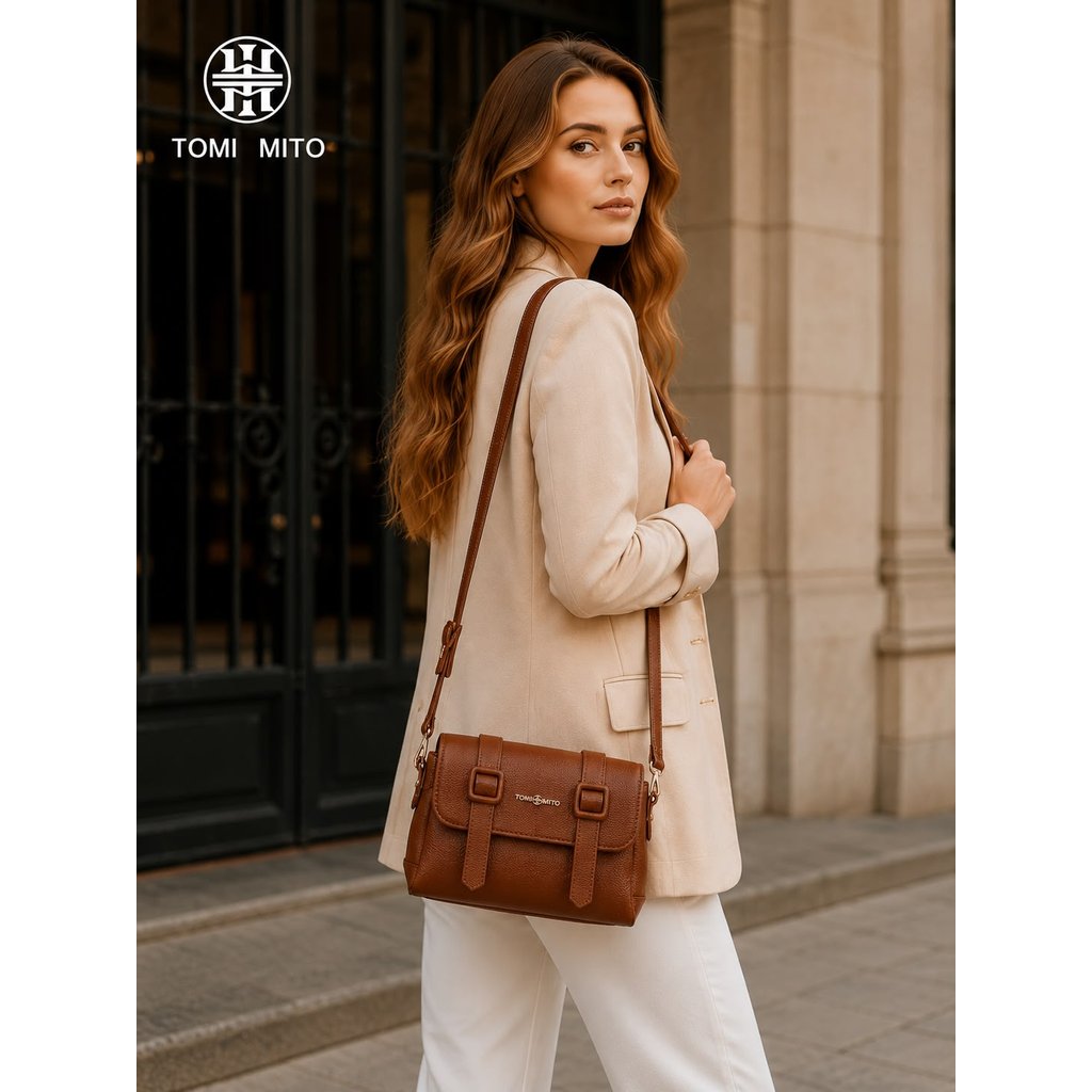 JAMI JAMI Bolsa Feminina Tiracolo em Couro Sintético Texturizado com Tampa e Alça Ajustável   TM9205  