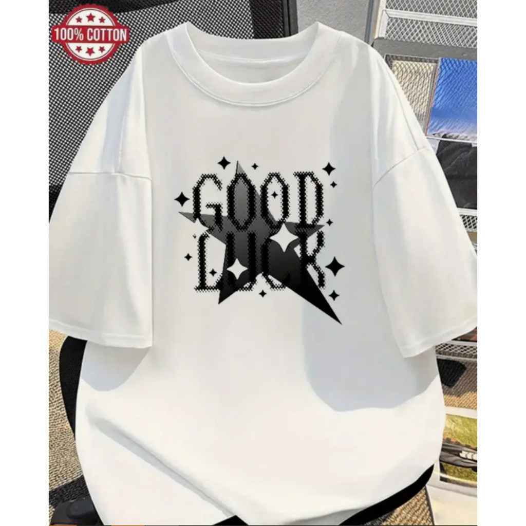 Bonito Camiseta Feminina De Manga Curta Em Algodão Macio E Confortável Com Letras "Boa Sorte" E Estampa De Estrelas