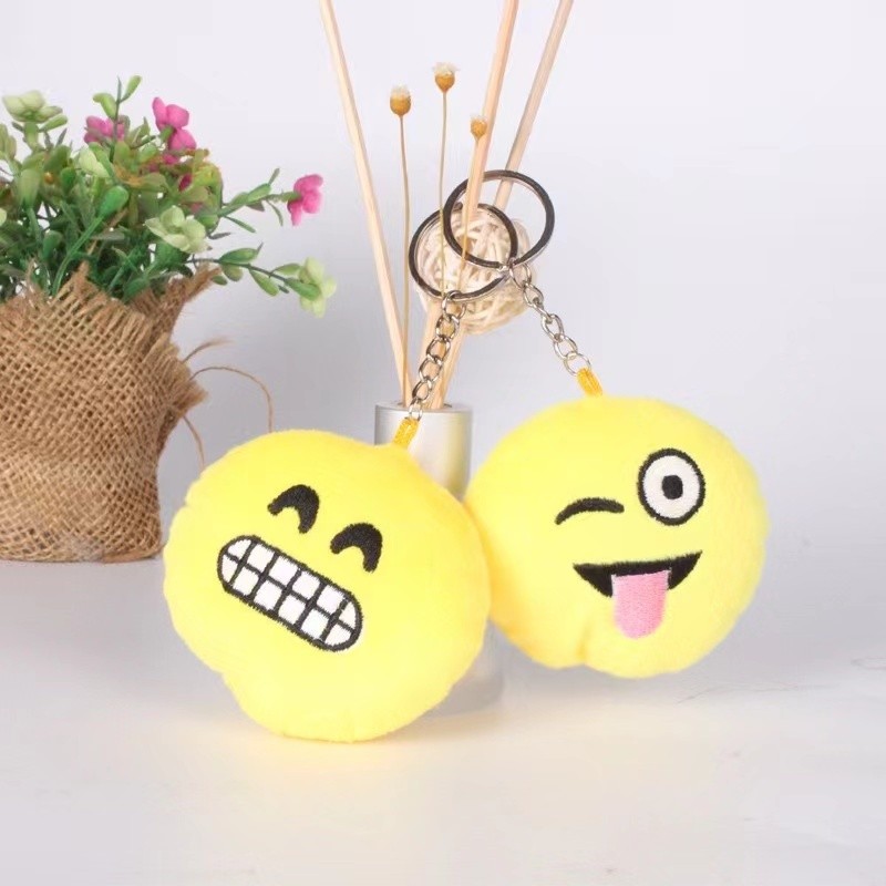 Chaveiros Emoji Para Bolsas/ Chaves/ Carros envia aleatorio
