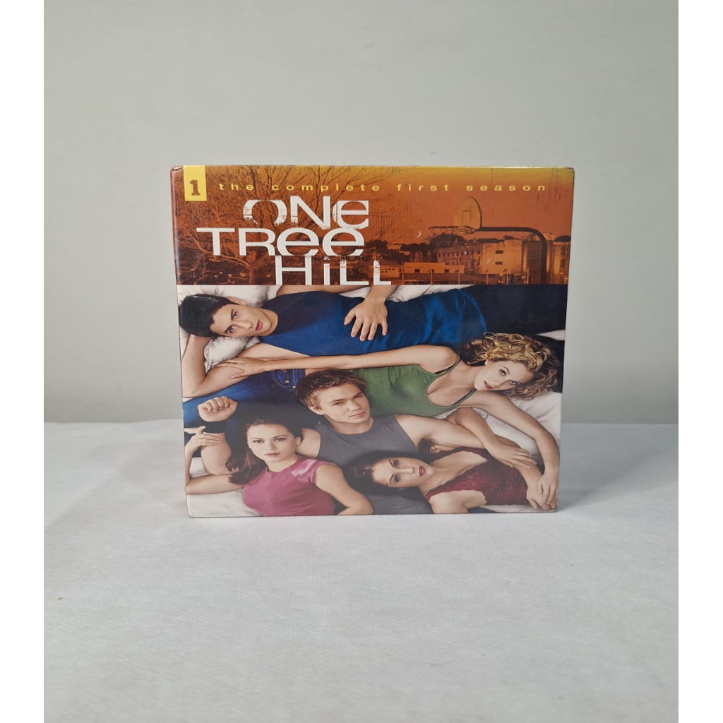 DVD Box One Tree Hill - The complete first season - Lacrado editora Mark Schwahn