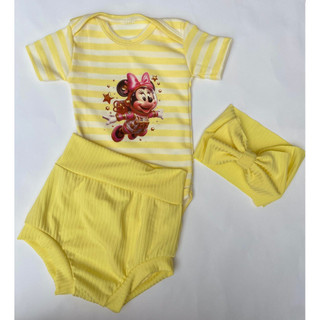 Kit com Três Peças Body, Tapa Fralda + Tiata - Minie Astronauta