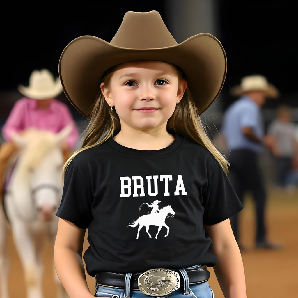 Camiseta Infantil Feminina Algodão TXFarm Boiadeira Bruta Rodeio Festa Do Peão Cowgirl Coutry Feta de Peão Premium KIDS