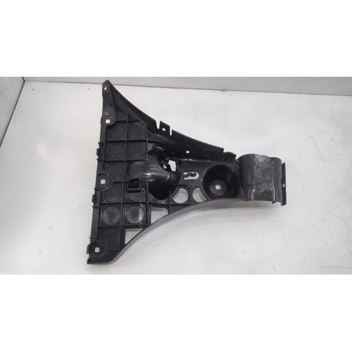 Guia Parachoque Traseiro Direito Bmw 550i 2005