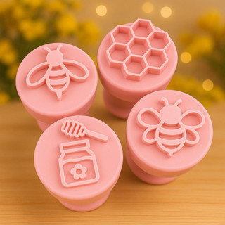Kit Carimbos para Brigadeiro Docinho Abelha com 4 Peças em Oferta na Shopee