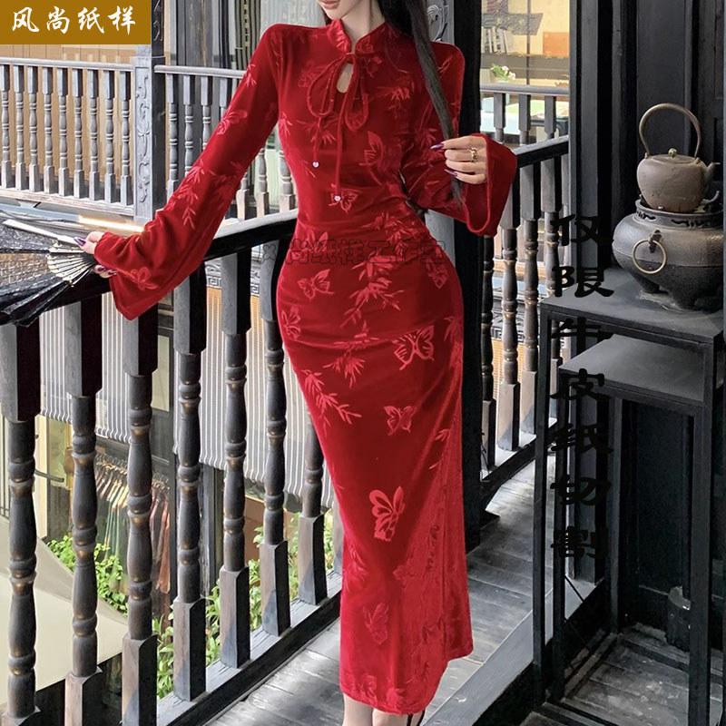 I159 Roupas Padrão Ouro Veludo Oco Melhorado Cheongsam Fenda Traseira Slim-fit Slimmer Look Vestido Corte Padrão Pat