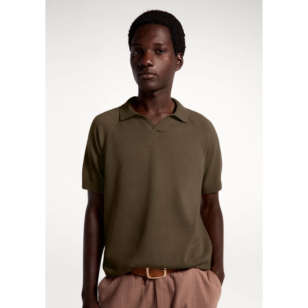 Polo Masculina Manga Curta Em Tricô