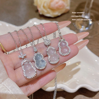Gelo transparente cabaça colar luz luxo imitação branco calcedônia pingente feminino clavícula corrente