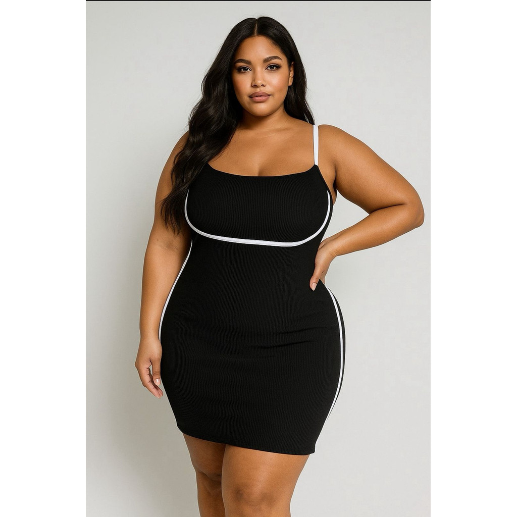 Vestido Plus Size Alcinha Faixa Lateral Tendência