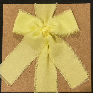 10m Fita Chiffon Amarelo Manteiga Rústica Desfiada para casamentos, caixas padrinhos, festas em Oferta na Shopee