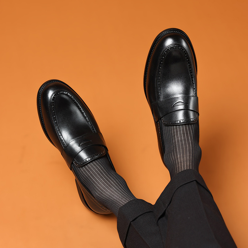 Sapatos de couro pequenos de cano baixo 2025 novo estilo estilo britânico feitos à mão mocassins de couro genuíno desliz