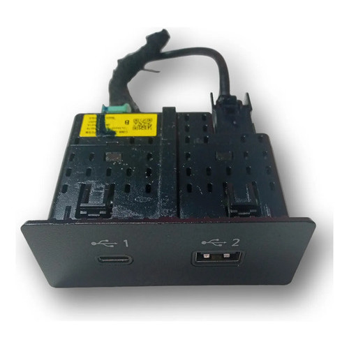Tomada Usb Painel Nissan Kicks 2014 2022