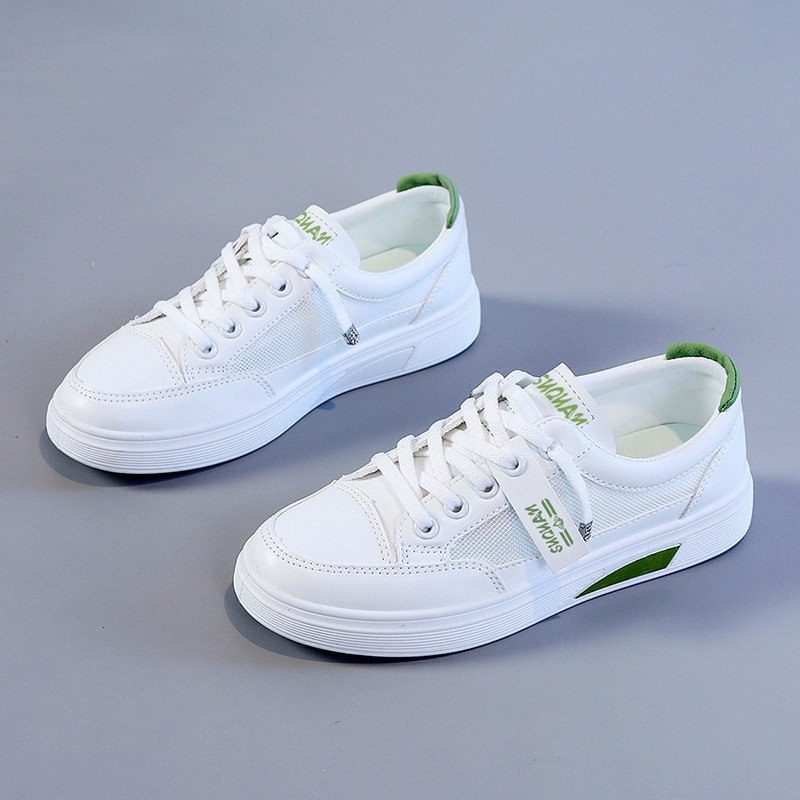 Pequenos sapatos brancos femininos verão 2026 novo estilo respirável malha painel sapatos femininos All-Match sapatos de