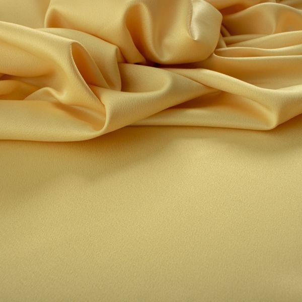 Tecido Crepe Amanda Amarelo Claro – Para Roupas, Vestidos, Moda Feminina, Artesanato e Decoração