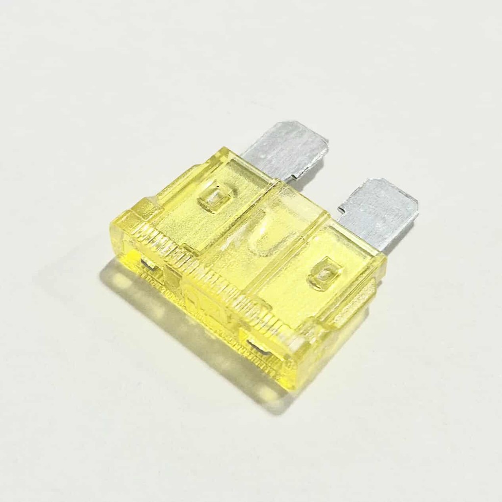 Fusível Automotivo 20A Padrão Amarelo 18,6x12,2mm 67.097.7
