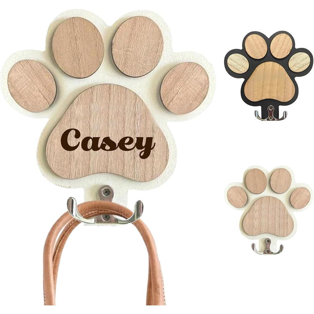 Suporte de Parede de Madeira Personalizado com Gravação - Gravado com nomes e letras personalizadas em uma placa de made