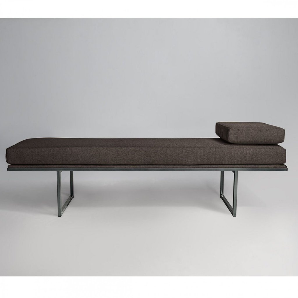 Puff em Veludo 140cm Galli Marrom Marrom