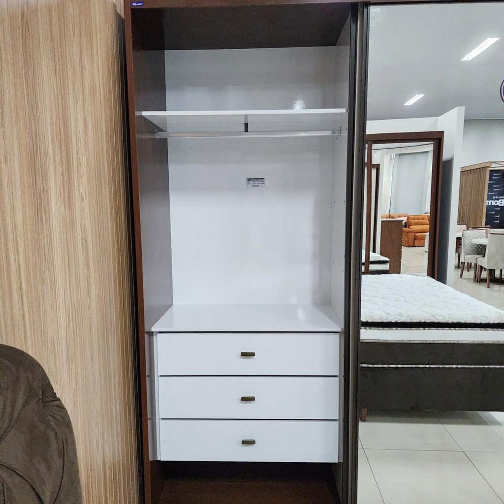Detalhes do Guarda Roupa Casal Taylor com Esp 3 Portas 6 Gav Bom Pastor