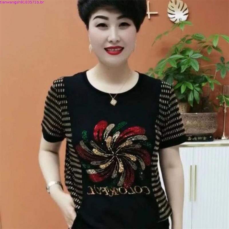 Mãe idosa de meia-idade quente-strass manga curta cseta feminina verão 2025 novo estilo solto mais magro olhar capa b