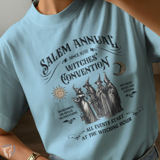 Camiseta Vintage Estampada | Salem Witches’ Convention com Arte Sombria em Oferta na Shopee