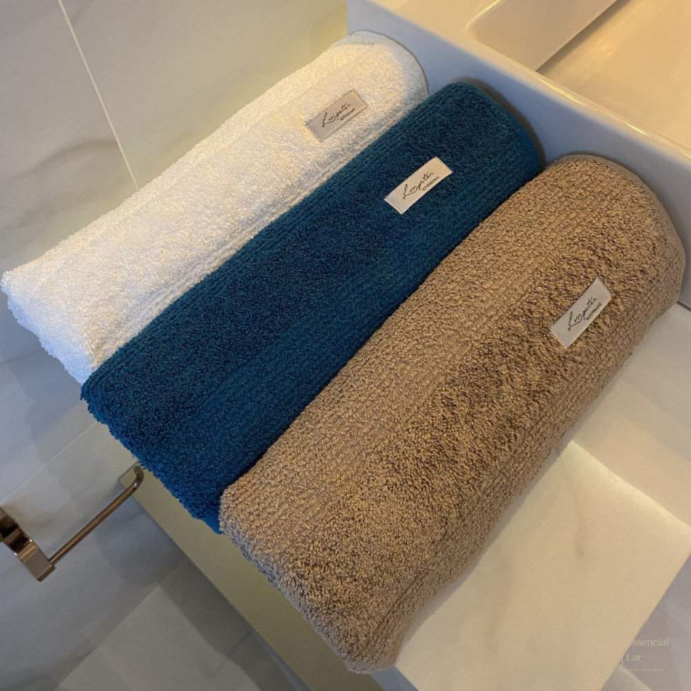 Jogo/Kit 3 Toalhas de Banho Gigante Grossa Macia Felpuda Alta Absorção Super Luxo Premium 100% Algodão em Oferta na Shopee