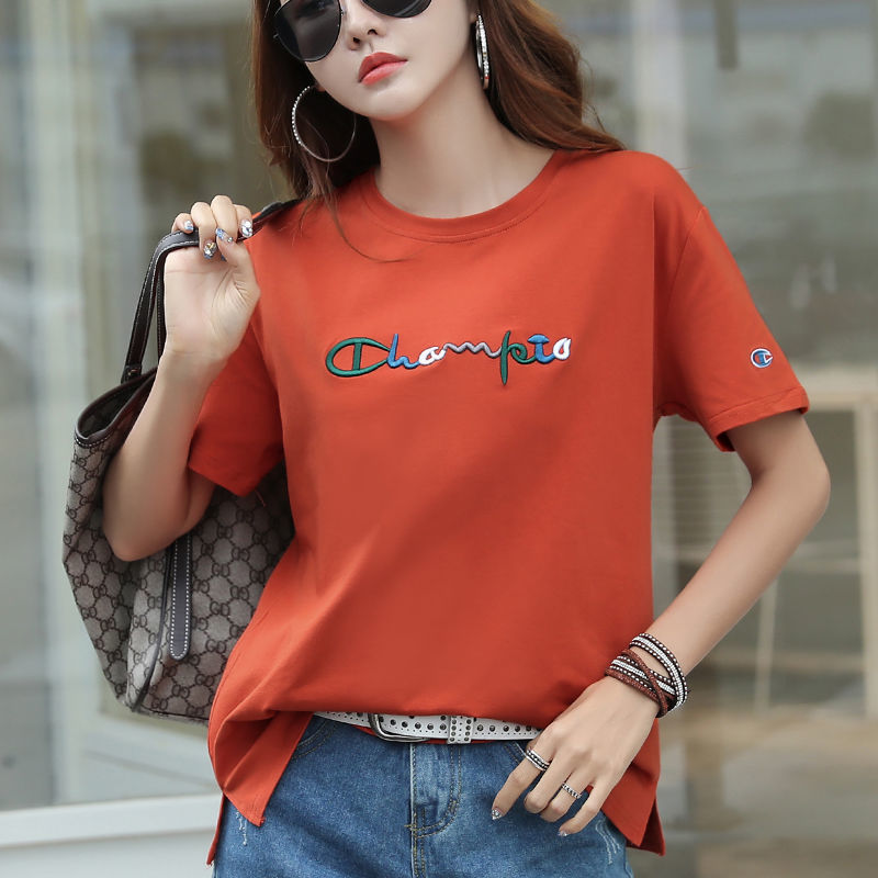 Verão novo estilo Plus Size roupas femininas bordado de manga curta camiseta feminina estilo ocidental roupas da mãe sol
