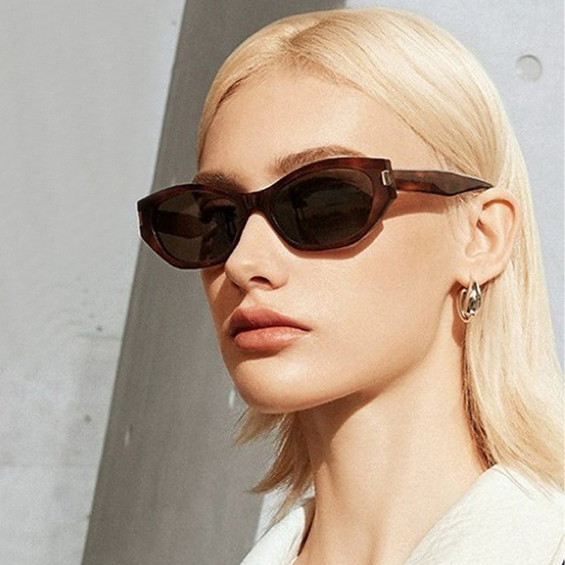 O que é Sombras para Olhos Pequenos? Guia e Onde Comprar | BuscaProdutos