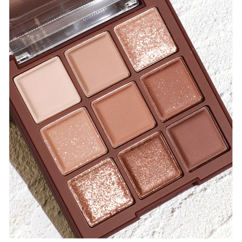 Paleta De Sombras Nove , Com 9 Tons De Terra Brilhantes E .