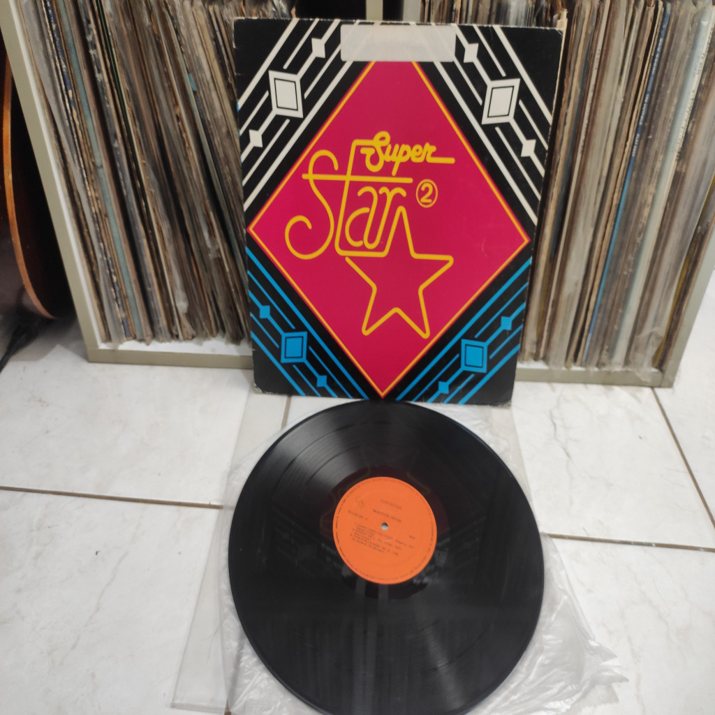 VINIL Superstar Injection house
