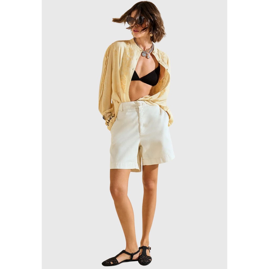 Bermuda Reta Alta Bege Morena Rosa