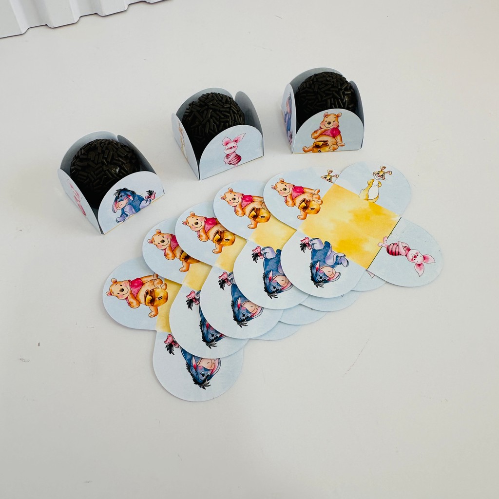 Forminha de Doces Ursinho Pooh Personalizados /Lembrancinha de Festa /Aniversário