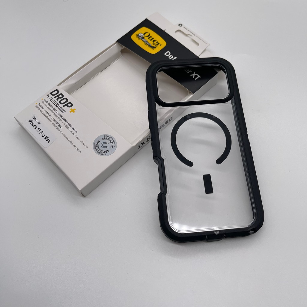 Capa MagSafe Robusta OtterBox Para iPhone 17 Pro Max air Defender XT Lado Escuro Transparente