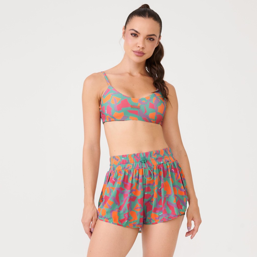 Short Soltinho Com Pregas Estampa Vibrant Poliamida Soft