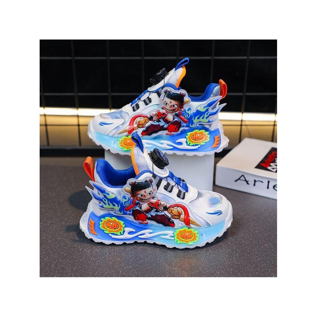 Crianças sapatos esportivos 2025 outono novo estilo malha respirável meninos sapatos Nezha couro sola macia tênis de cor