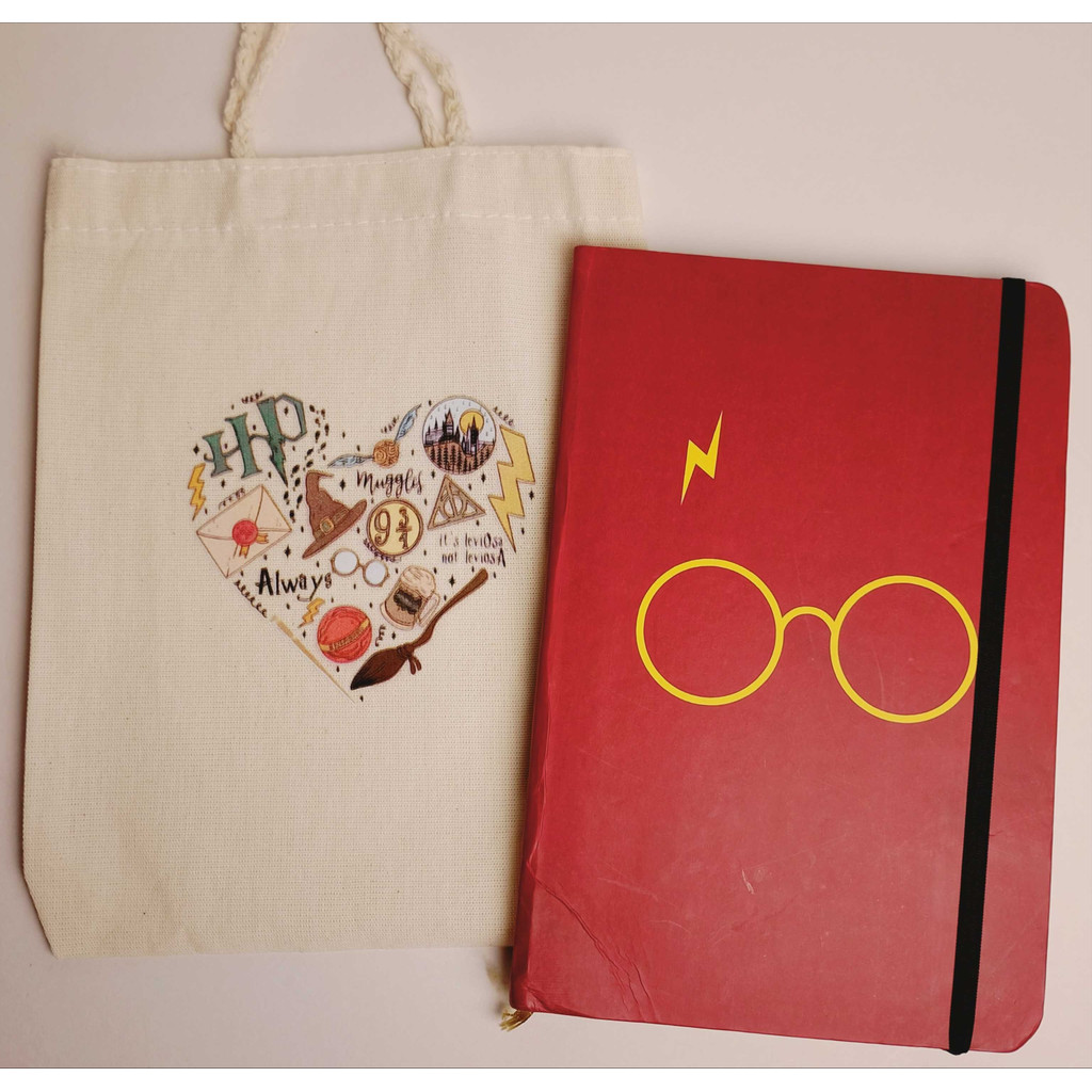 Ecobag Feitiços & Encantamentos Estampada — 100% Algodão Cru | Alça Reforçada | 16x18 cm