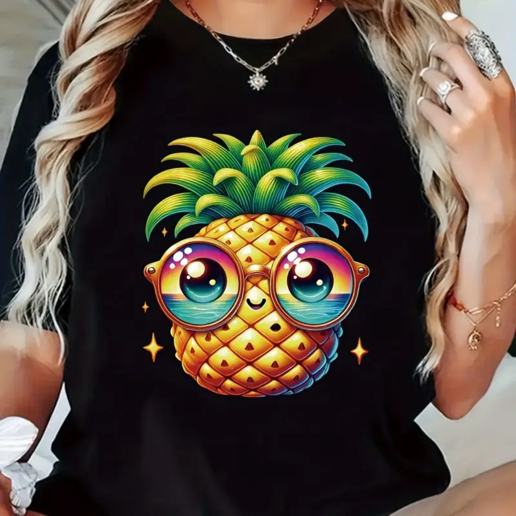 Camiseta Gráfica de Piña Tropical para Mujer - Negra, Manga Corta y Cuello Redondo con Patrón Geométrico
