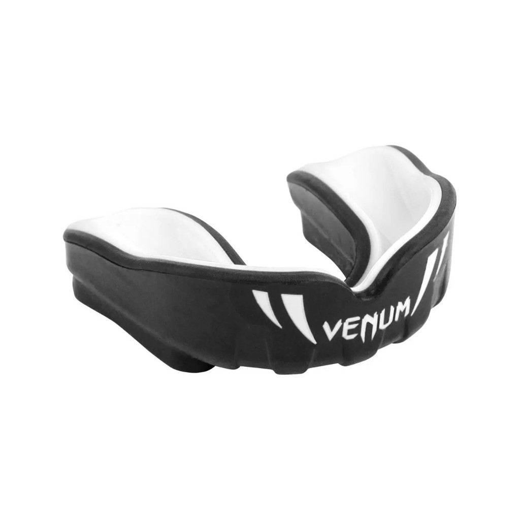 Protetor Bucal Venum Original: Tecnologia Avançada para Atletas de Elite. Proteja seu Sorriso em Cada Golpe e Sparring.