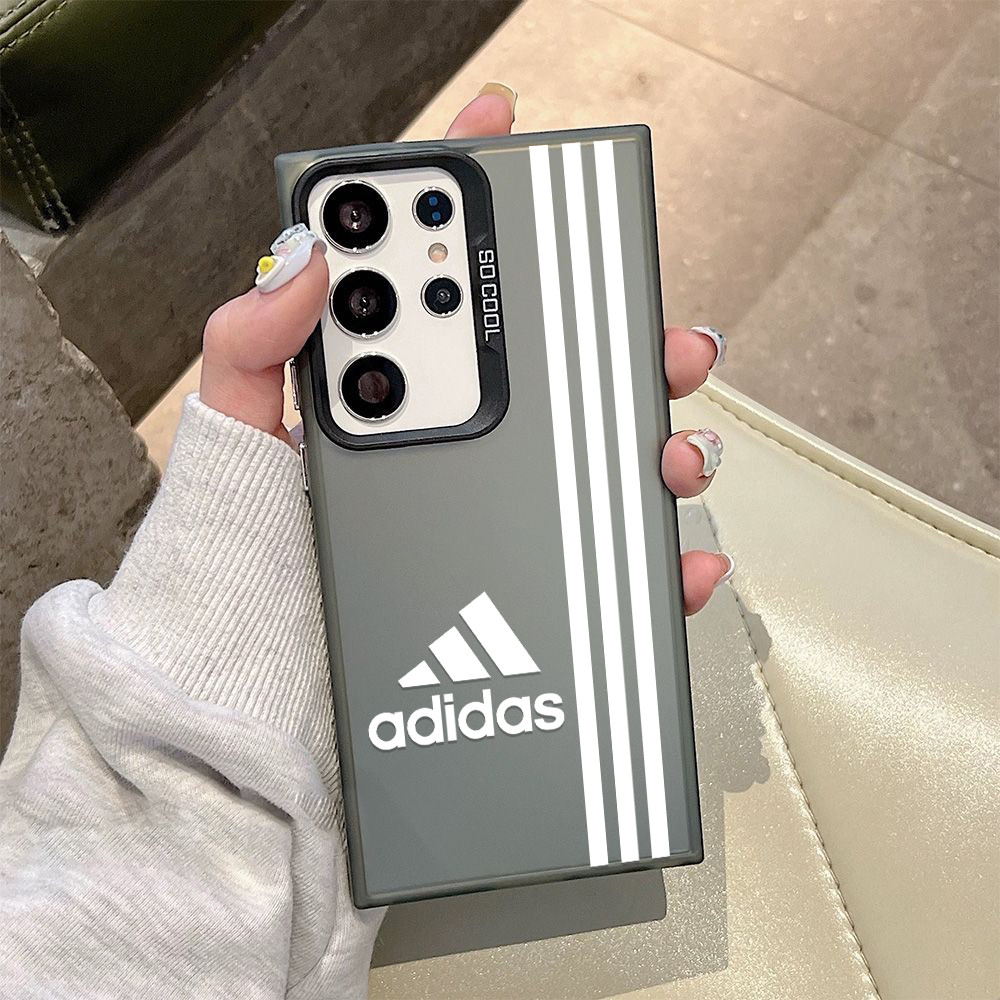Capinha Listras Esportivas Samsung S24 S23 S22 A55 A35 A54 A15 A05 S21 FE A34 A14 Luxo Capa Premium