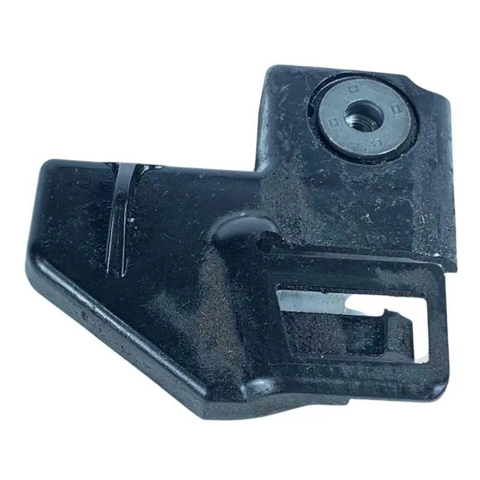 Suporte Farol Direito Vw Passat Cc 3.6 Vr6 2013 3aa805300