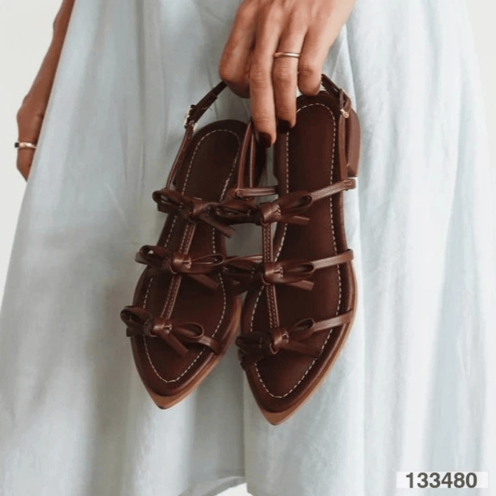 Sandalia Saltinho Baixo Tiras Detalhe Laco Lacinho JLML em Oferta na Shopee