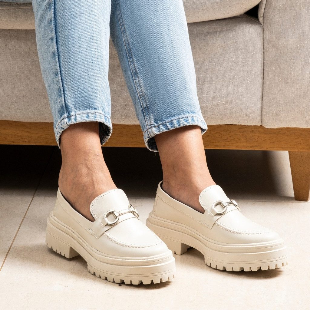 Mocassim Feminino Tratorado Oxford Couro Vegano Casual Salto