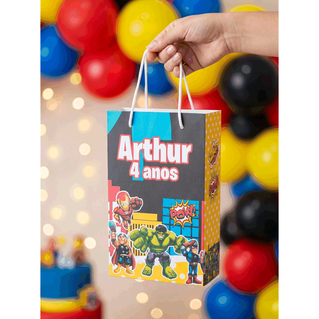 Sacolinha Personalizada com Nome e Idade - Tema Vingadores Baby - Lembrancinha Aniversário - Pegue e Monte